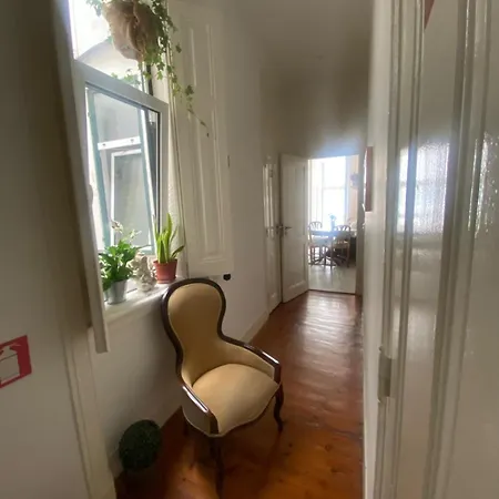 No Pombal Δωμάτια σε οικογενειακή κατοικία Lisboa