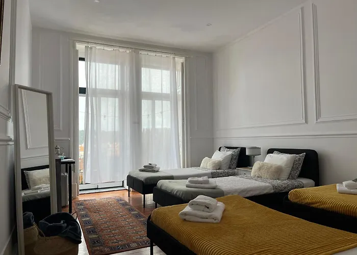 Quarto em Acomodações Particulares No Pombal Lisboa