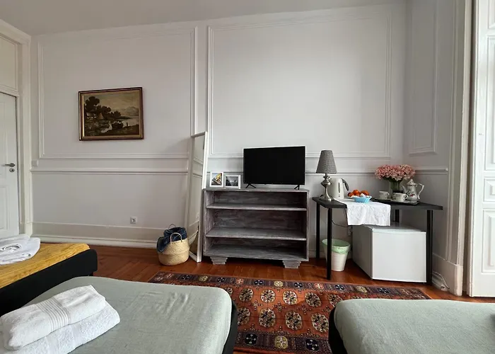 Quarto em Acomodações Particulares No Pombal Lisboa