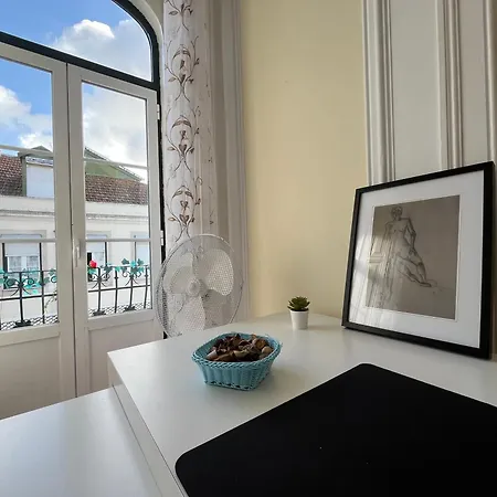 No Pombal Homestay Lisbon