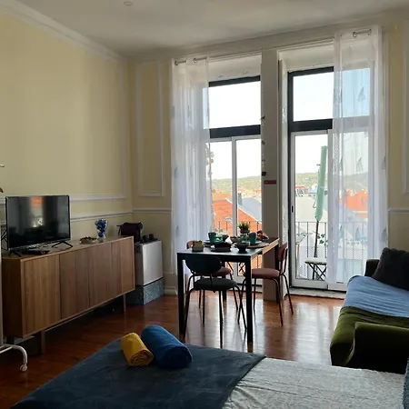 No Pombal Homestay Lisbon